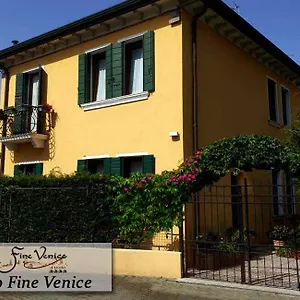 ** Bed & Breakfast Fine Venice Italy